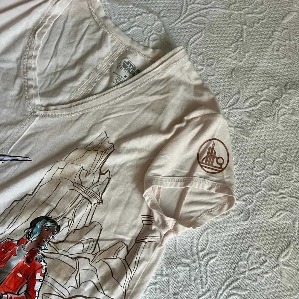 Star Wars Women’s Tshirt Size Small - Picture 2 of 7